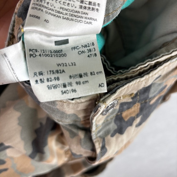 Levi's Camo Cargo Pants Utility Casual Wmns Sz 32x32 Military Outdoor Y2k 90s - Picture 12 of 16